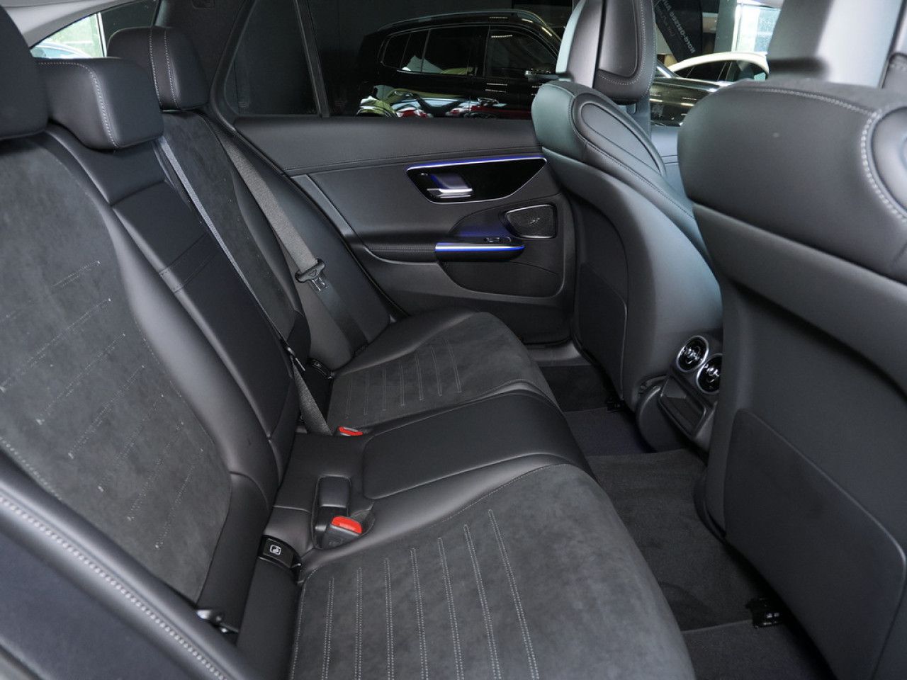 Mercedes-Benz C-Klasse – Bild 12