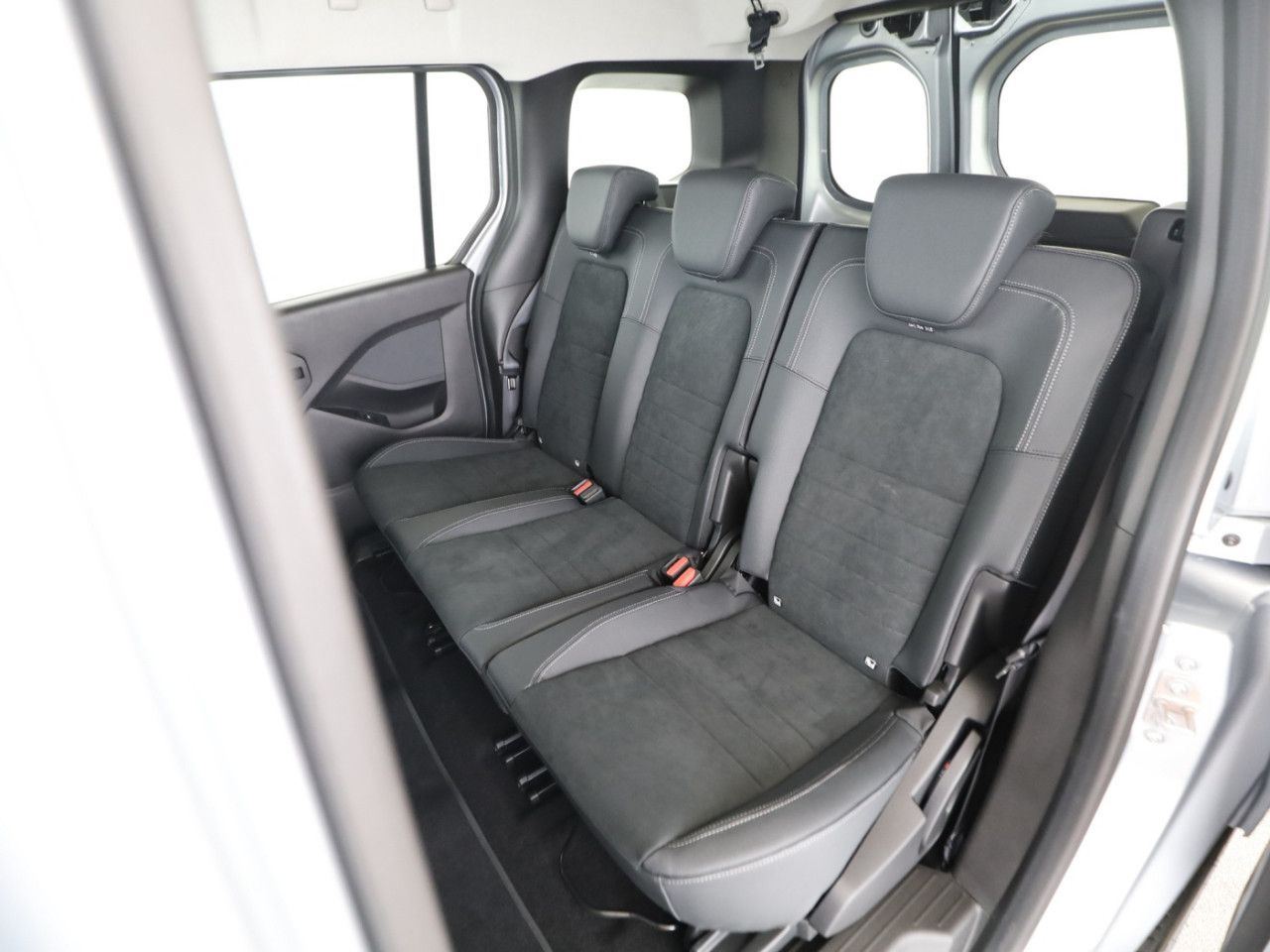 Mercedes-Benz EQT – Bild 12