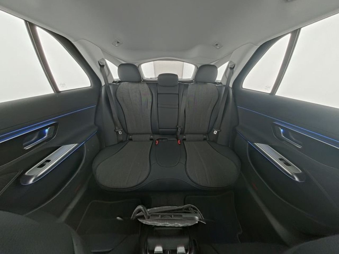 Mercedes-Benz E-Klasse – Bild 6