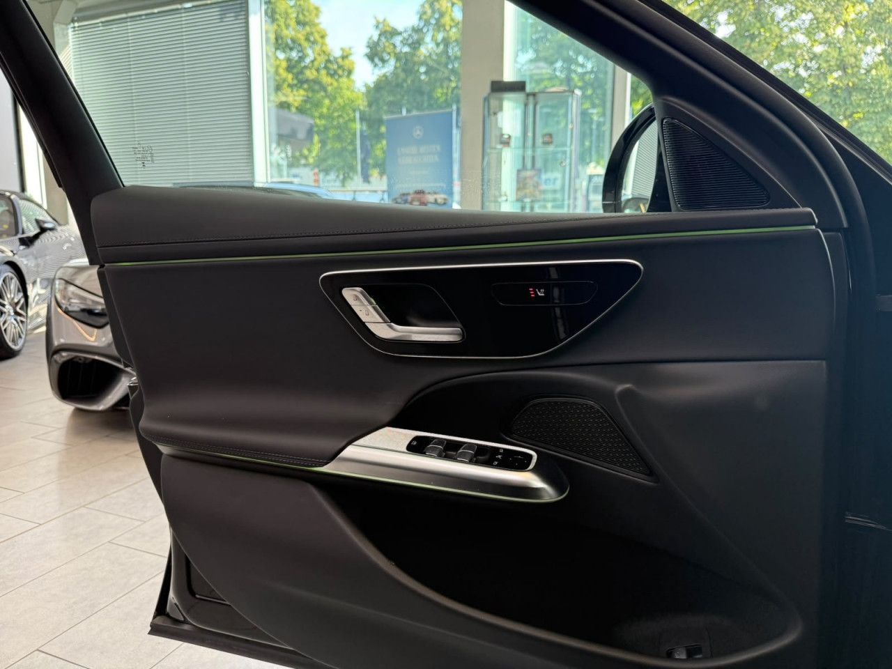 Mercedes-Benz E-Klasse – Bild 19