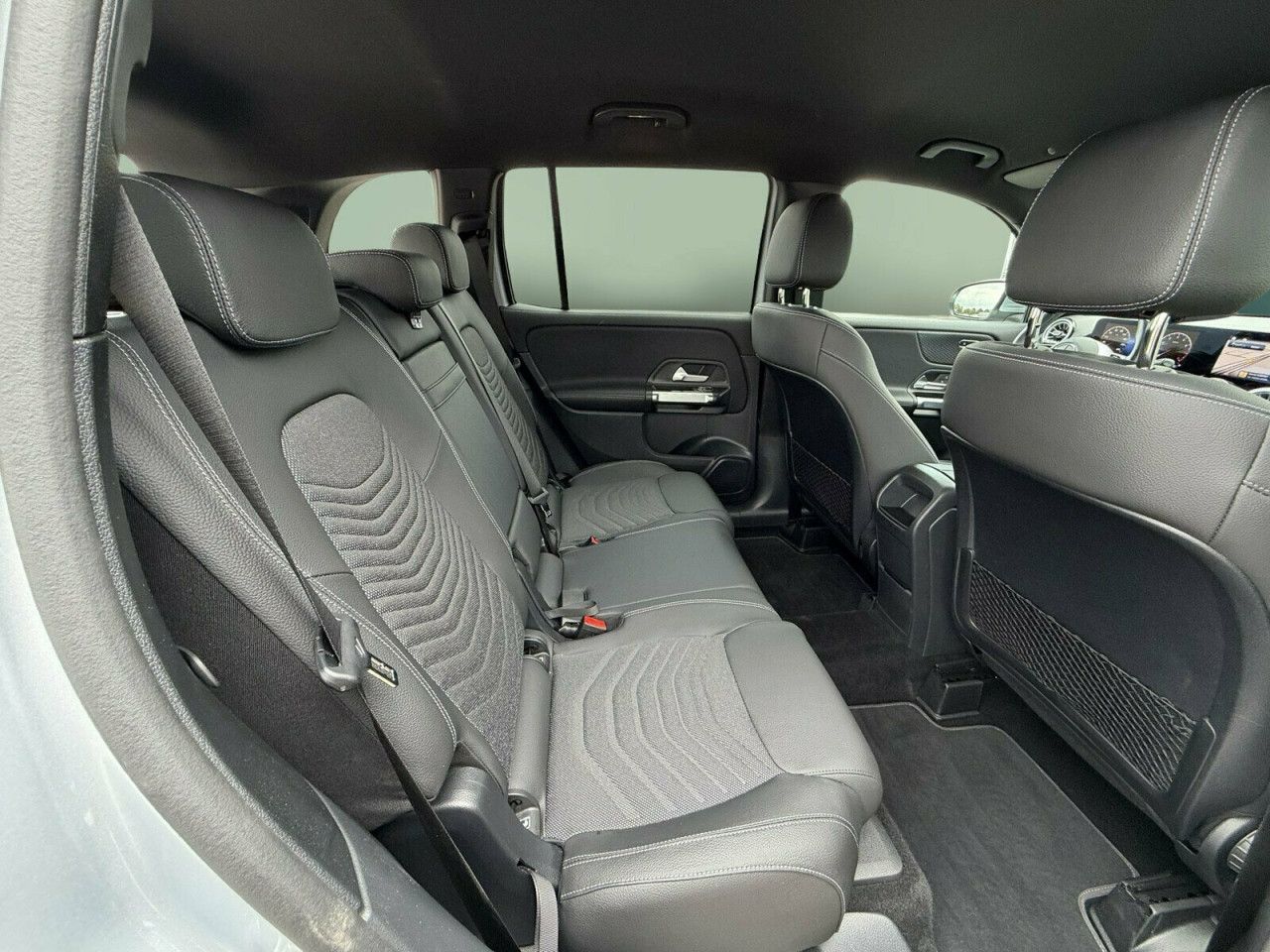 Mercedes-Benz GLB – Bild 12