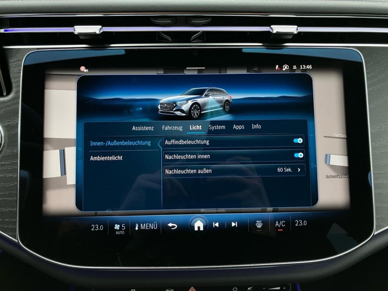 Mercedes-Benz E-Klasse – Bild 25