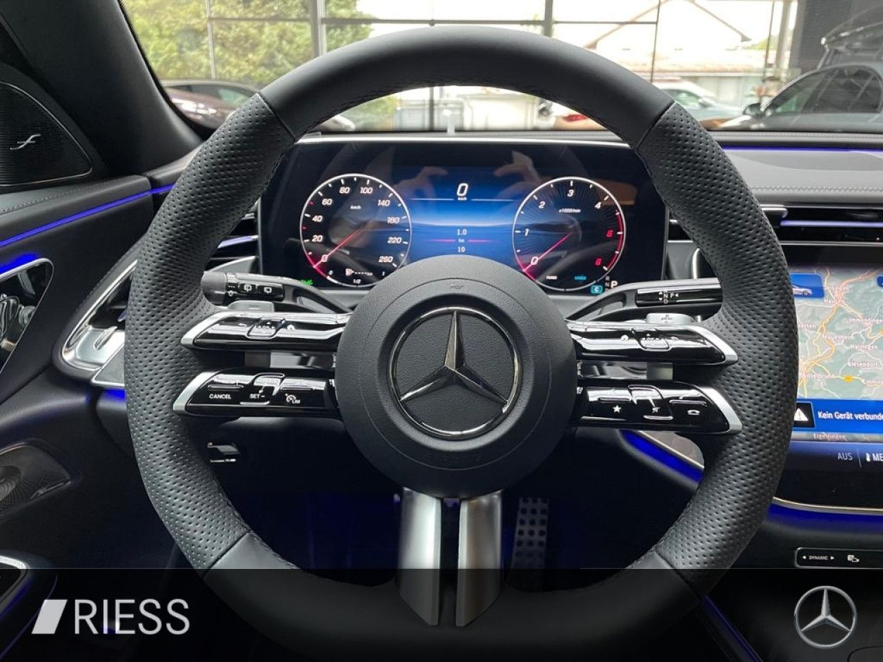 Mercedes-Benz E-Klasse – Bild 14