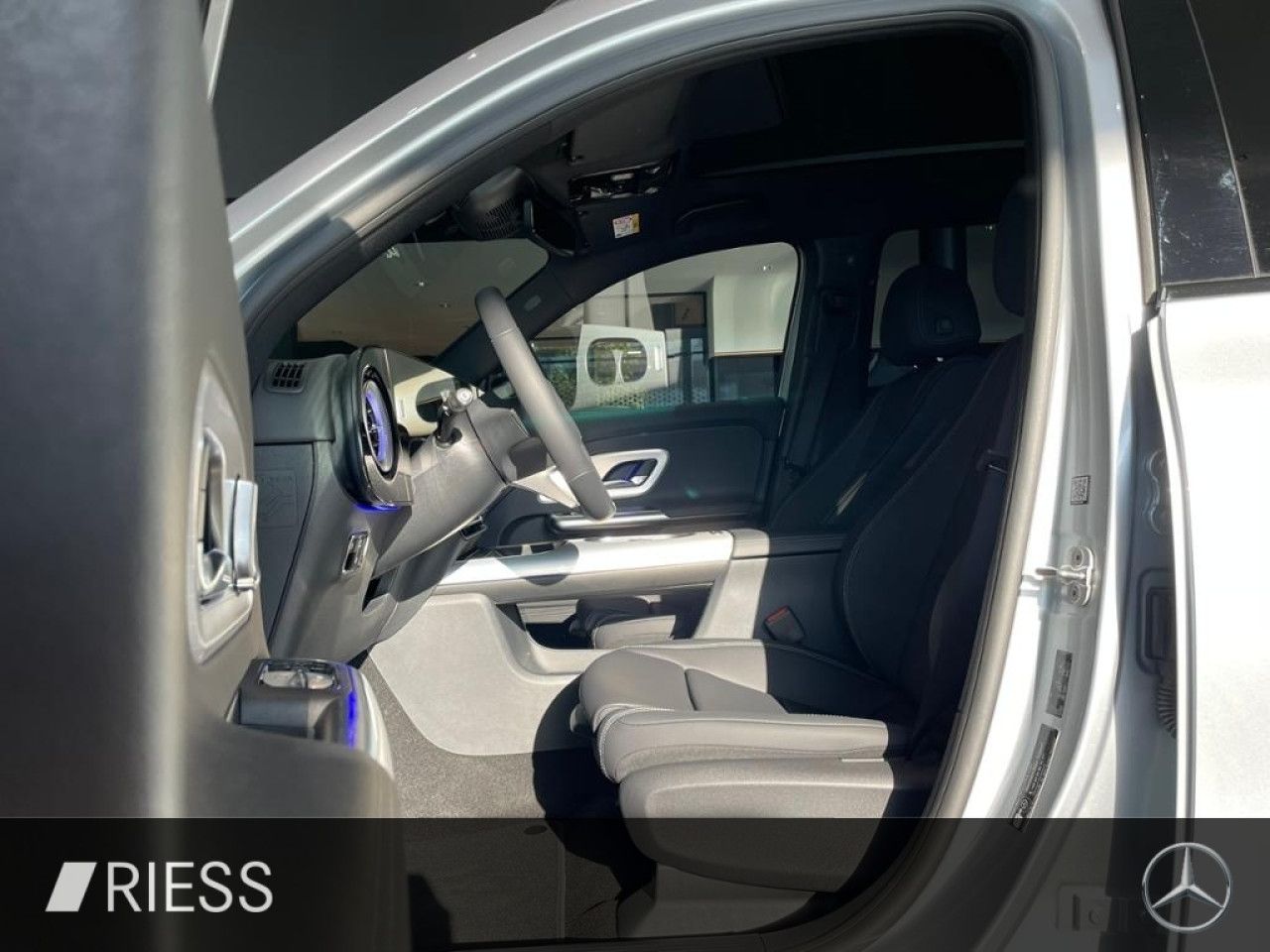 Mercedes-Benz GLB – Bild 2