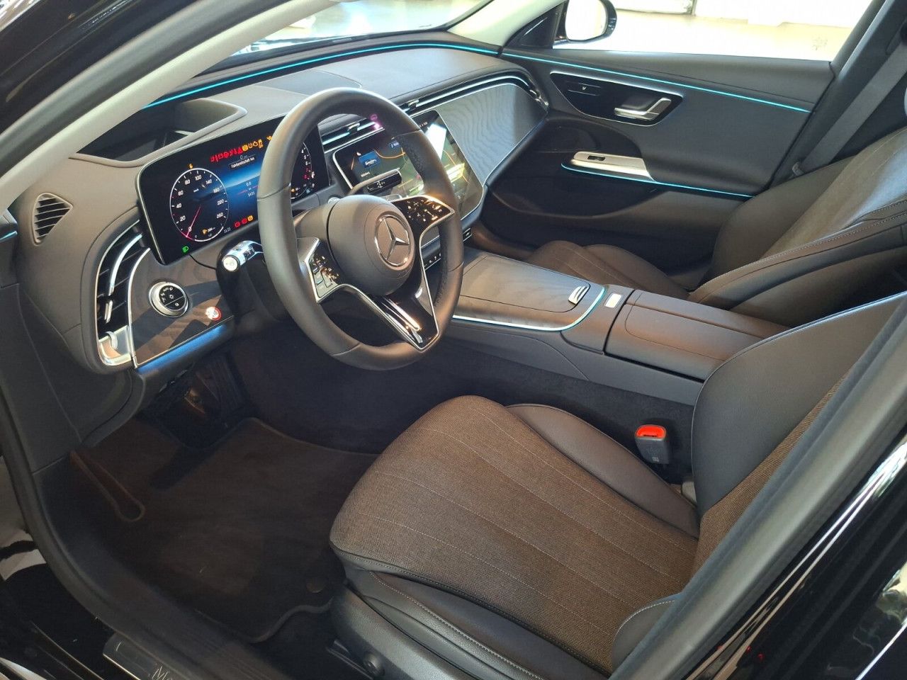 Mercedes-Benz E-Klasse – Bild 10