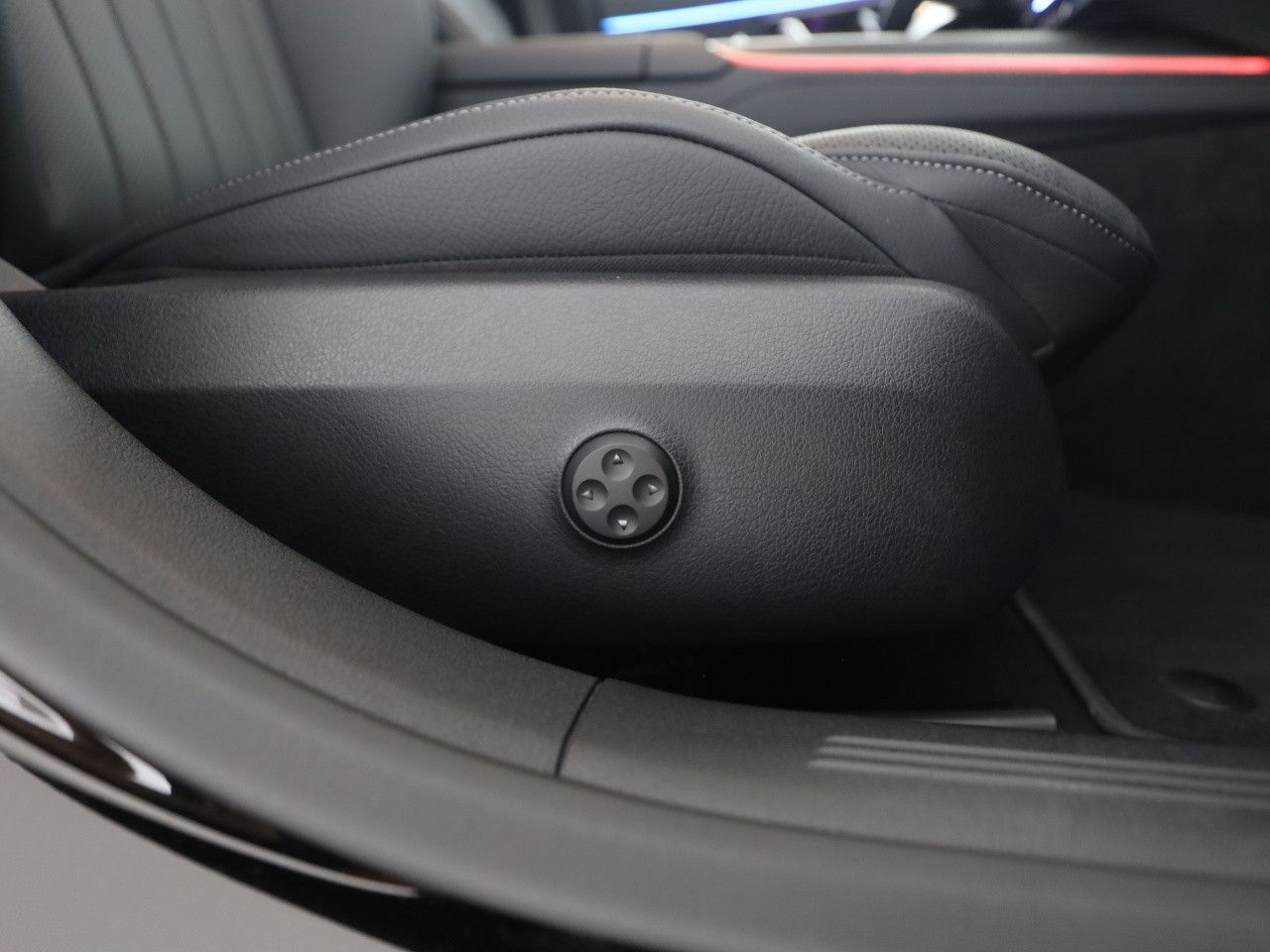 Mercedes-Benz E-Klasse – Bild 20