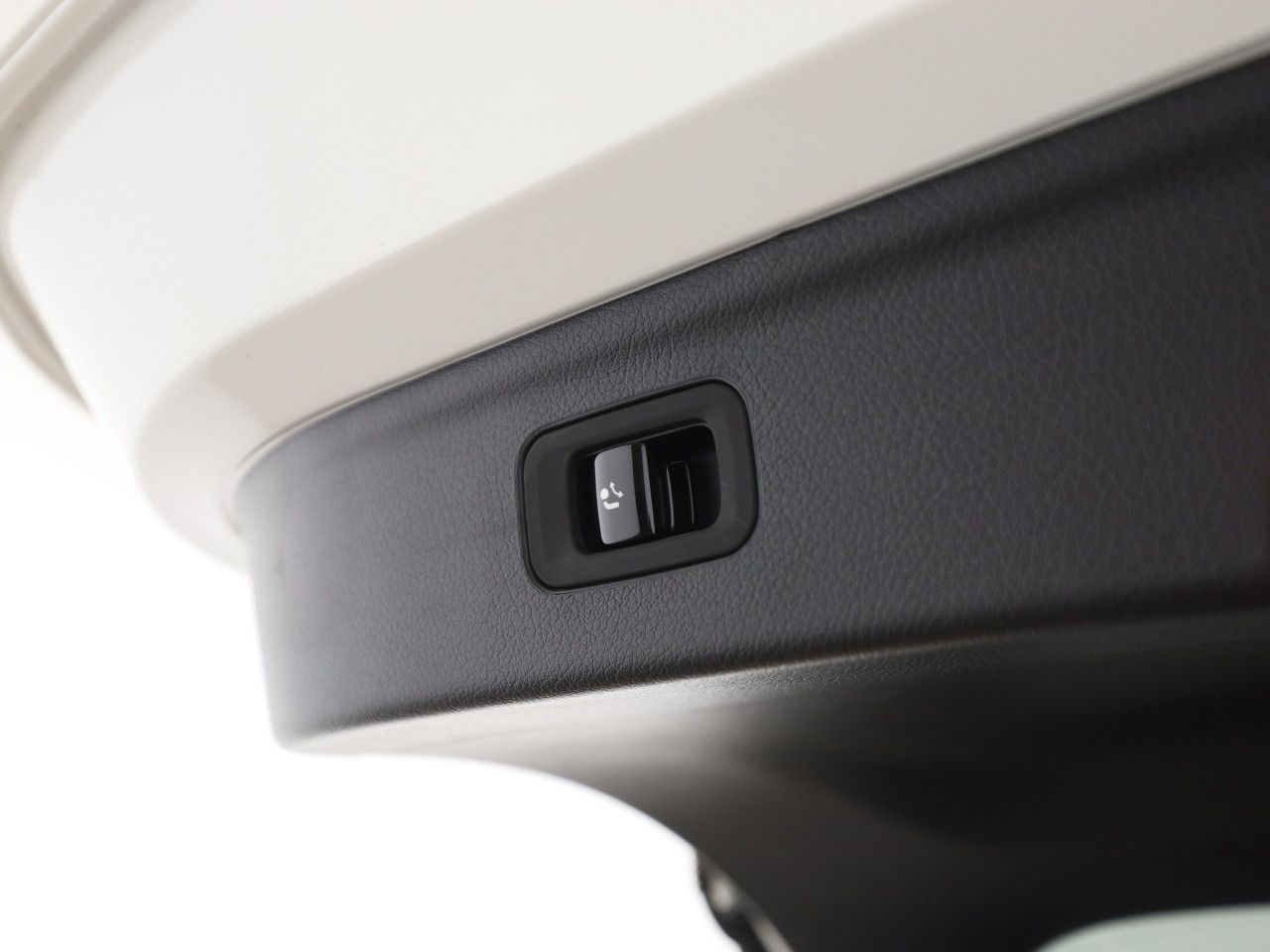 Mercedes-Benz EQE – Bild 28