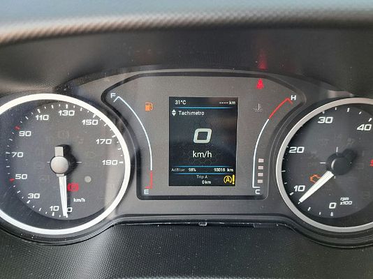 Vehicle image 13 / 15