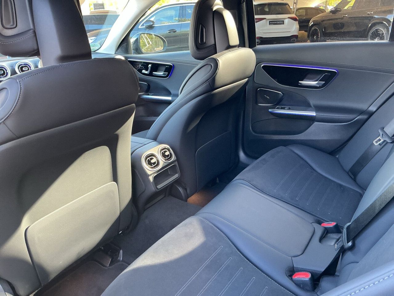 Mercedes-Benz C-Klasse – Bild 18