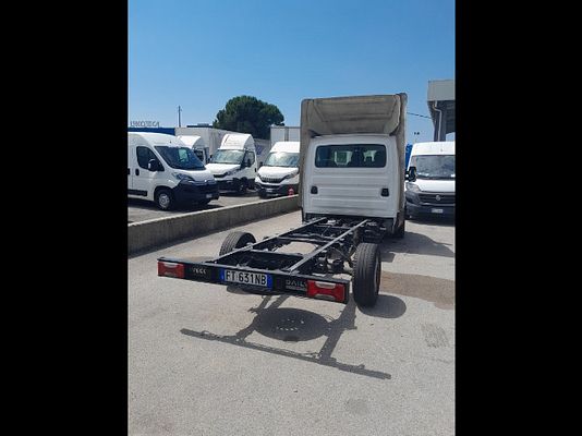 Vehicle image 7 / 17