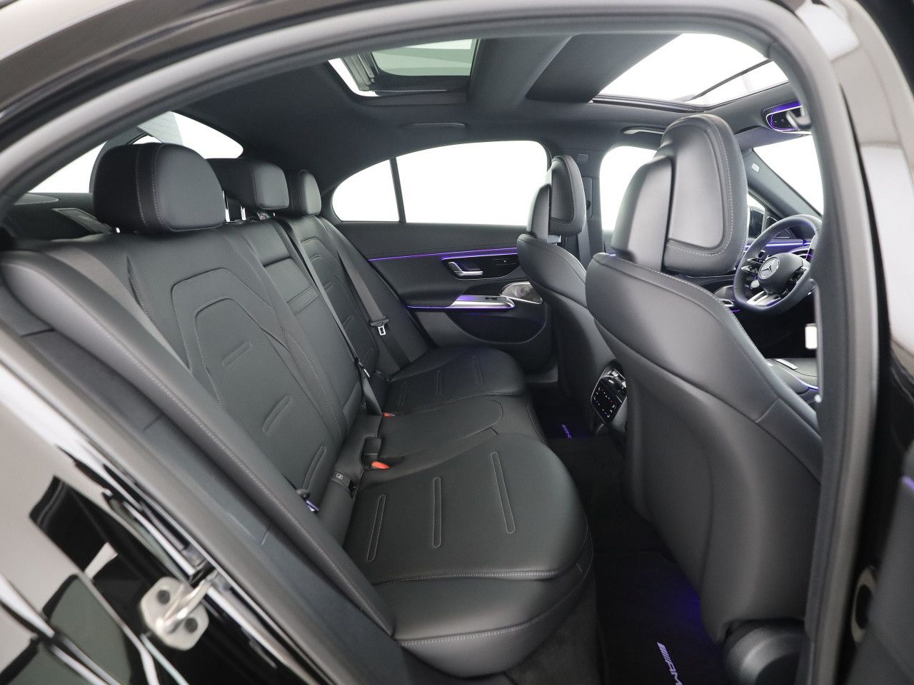 Mercedes-Benz E-Klasse – Bild 14