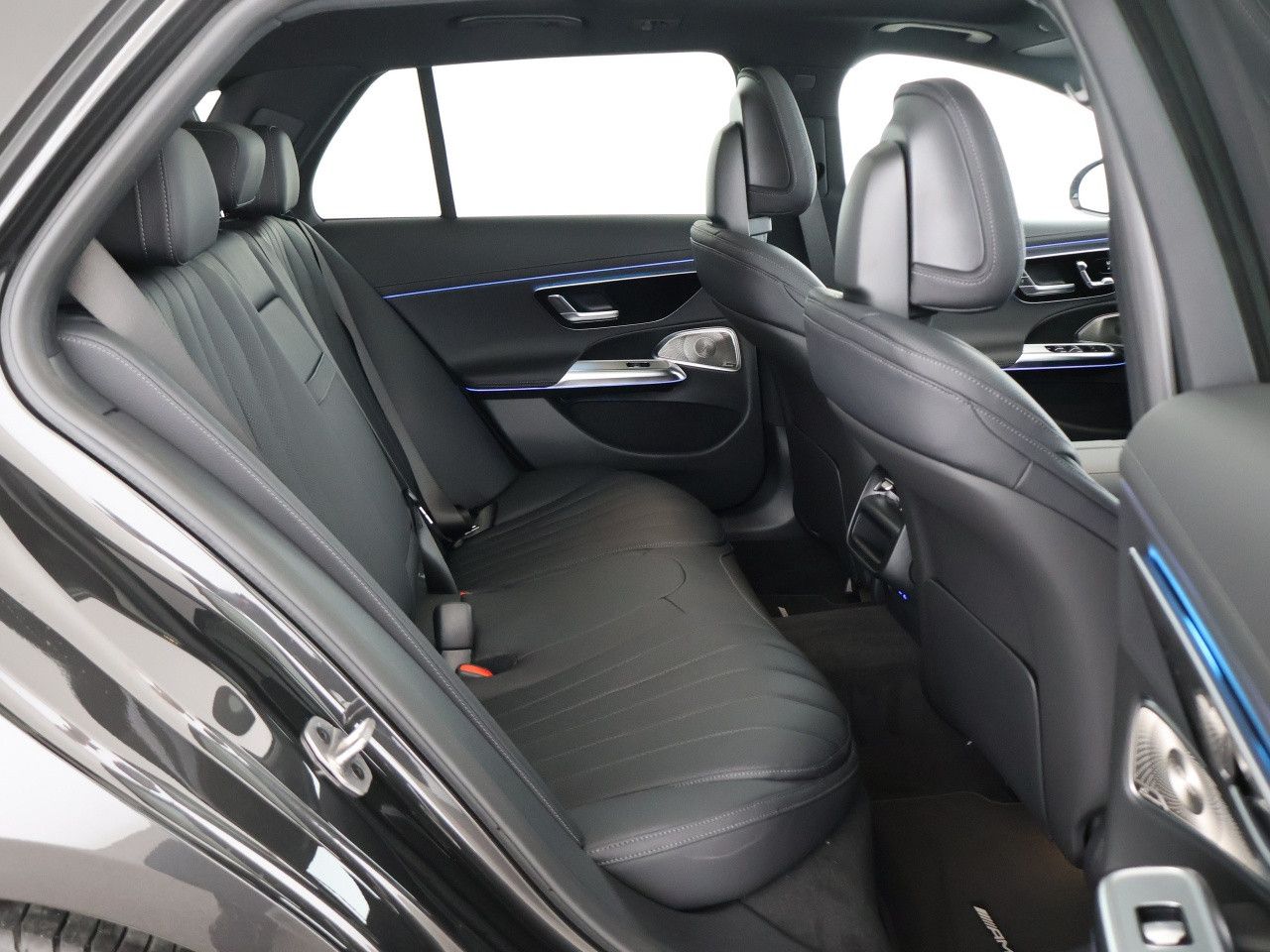 Mercedes-Benz E-Klasse – Bild 14
