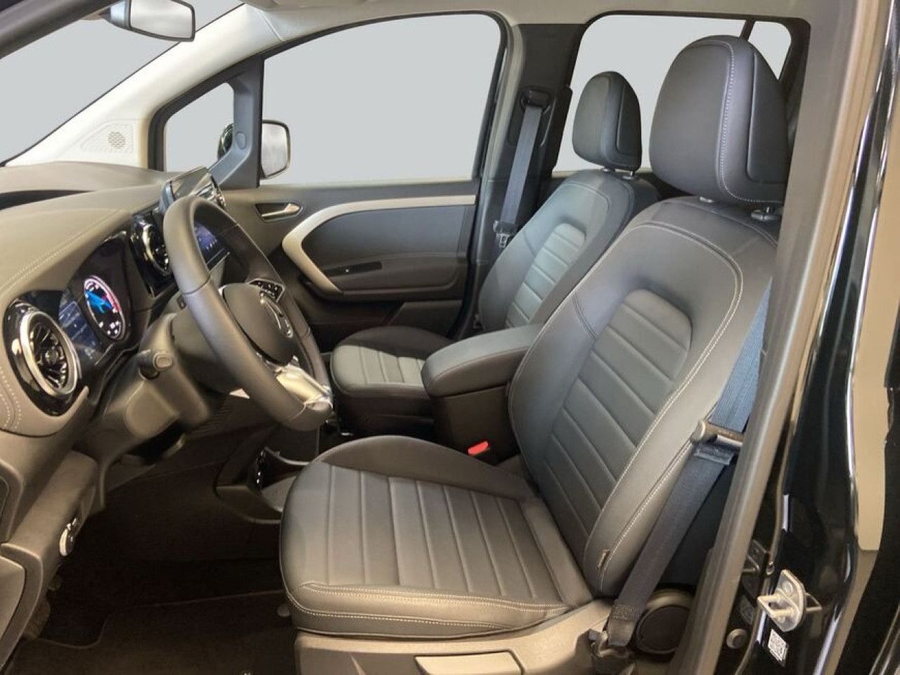 Mercedes-Benz EQT – Bild 11
