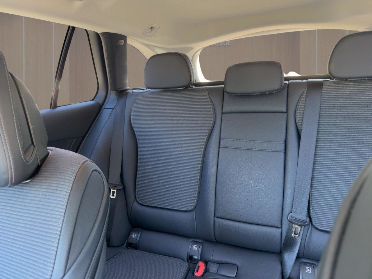 Mercedes-Benz C-Klasse – Bild 13