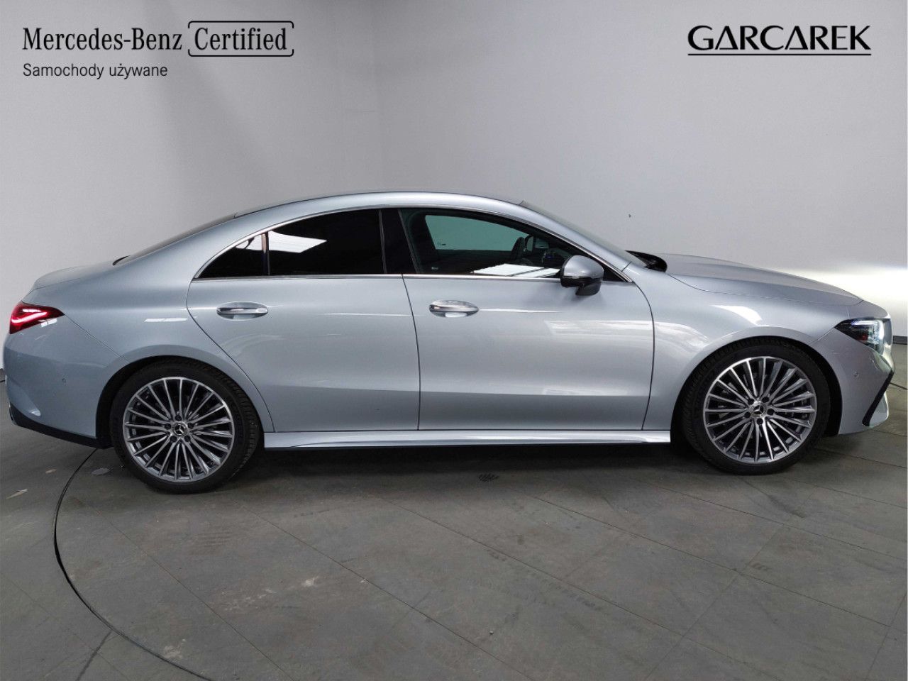 Zdjęcie pojazdu 8 / 18