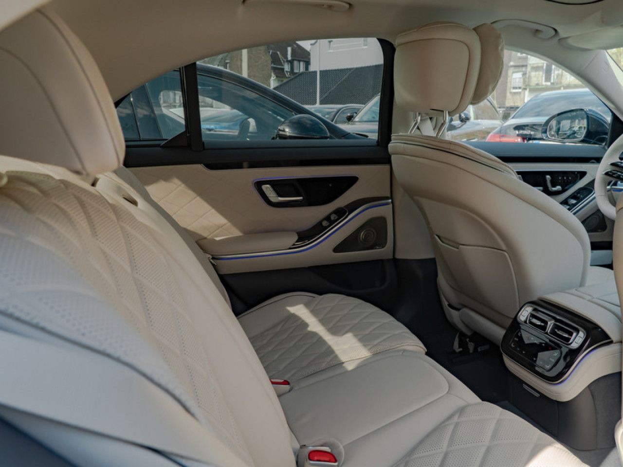 Mercedes-Benz S-Klasse – Bild 9