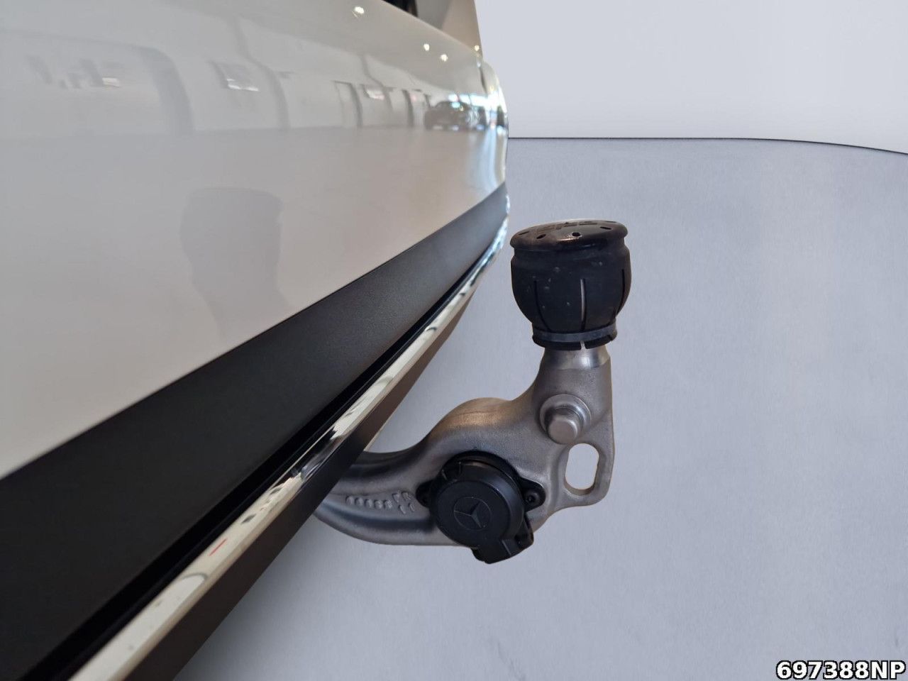 Mercedes-Benz E-Klasse – Bild 8