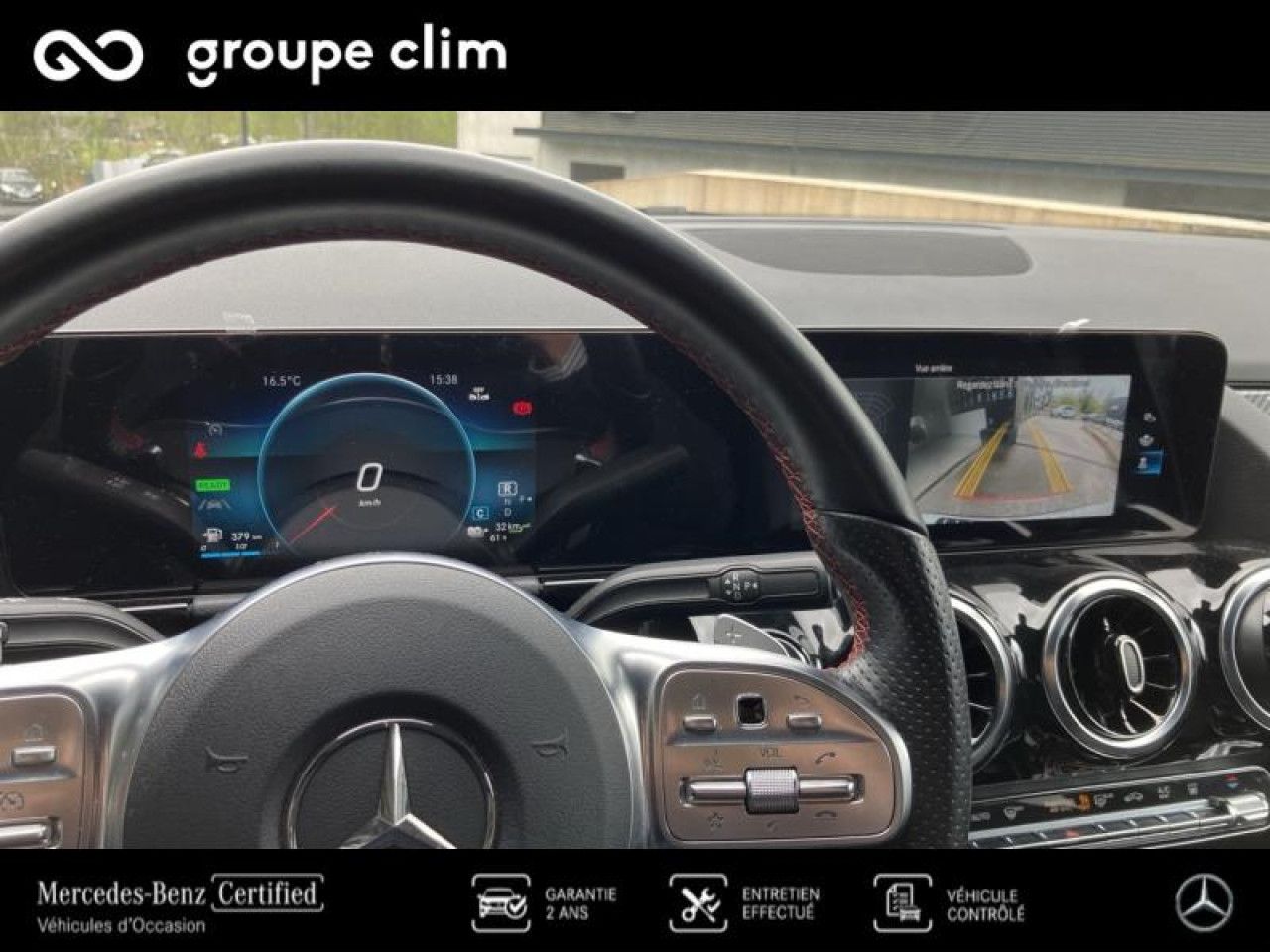 Photo du v&eacute;hicule 15 / 18