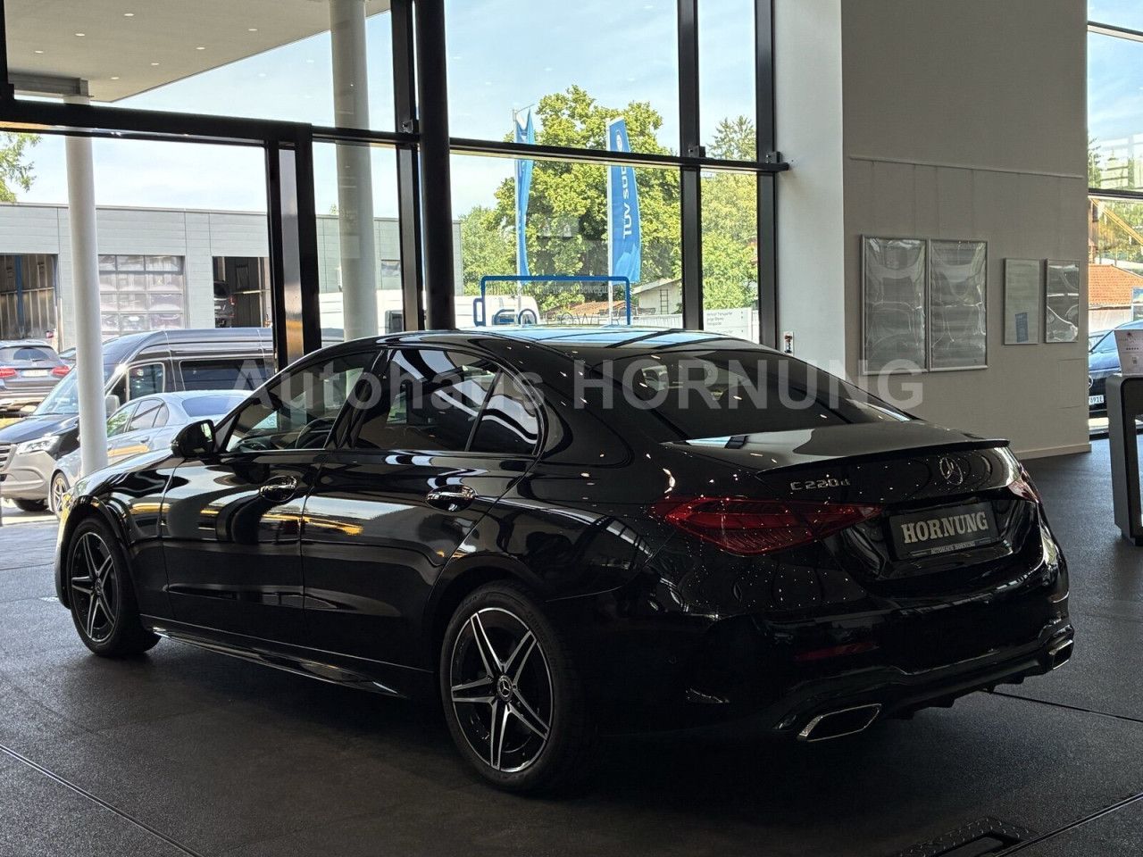 Mercedes-Benz C-Klasse – Bild 8