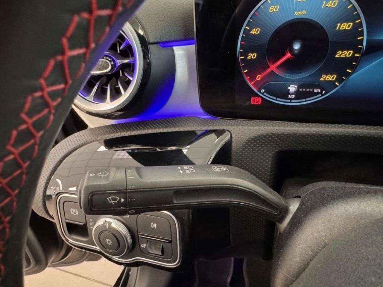 Photo du v&eacute;hicule 18 / 18