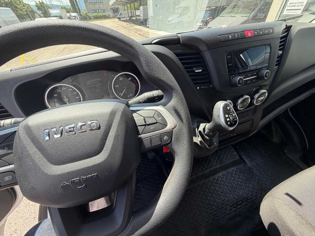 IVECO | 72C18