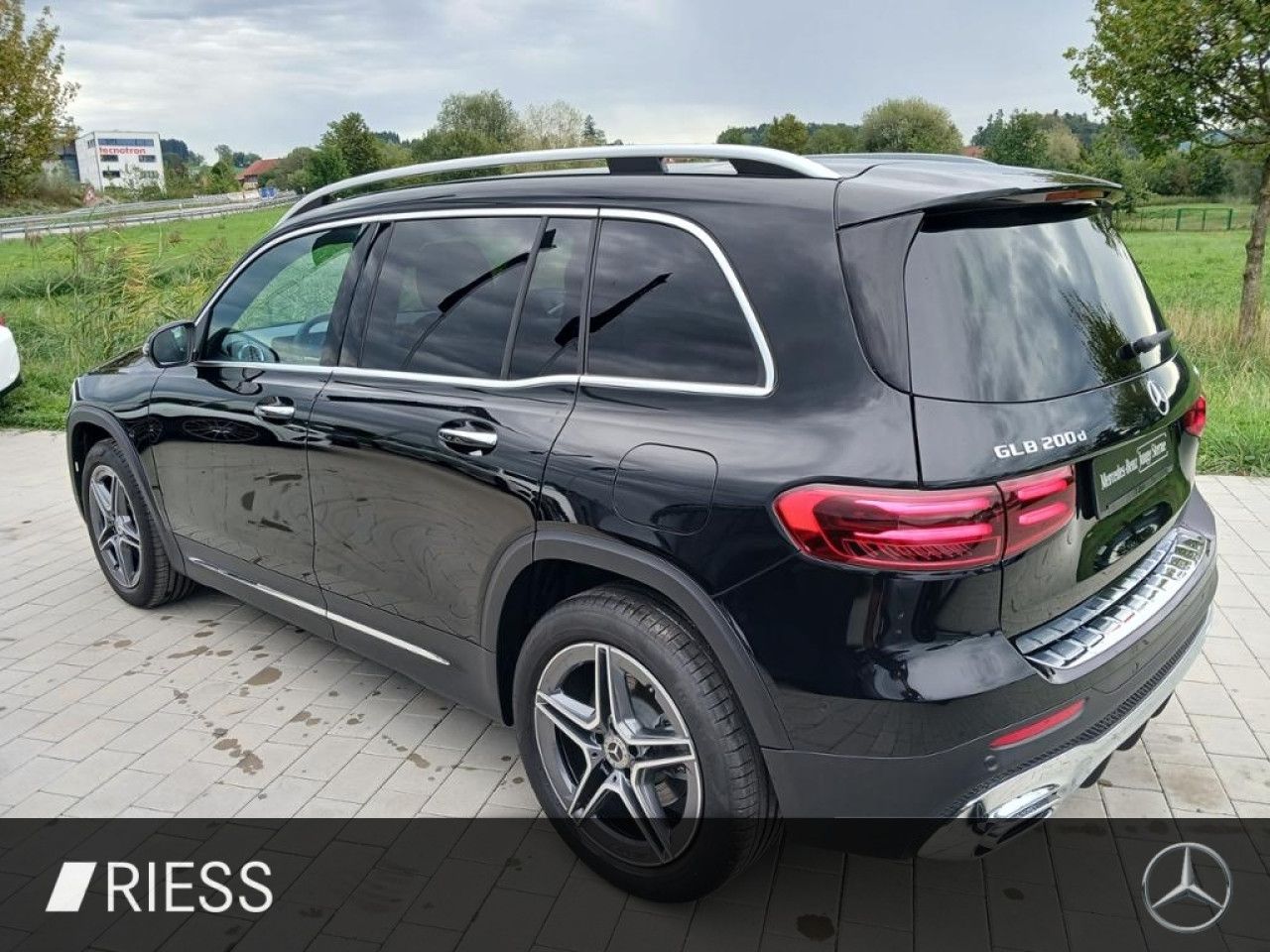 Mercedes-Benz GLB – Bild 15
