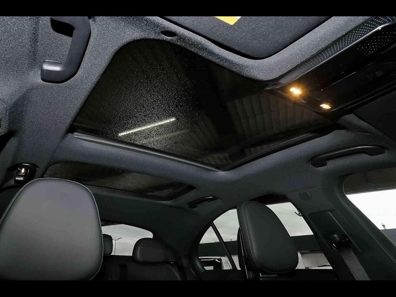 Mercedes-Benz E-Klasse – Bild 7