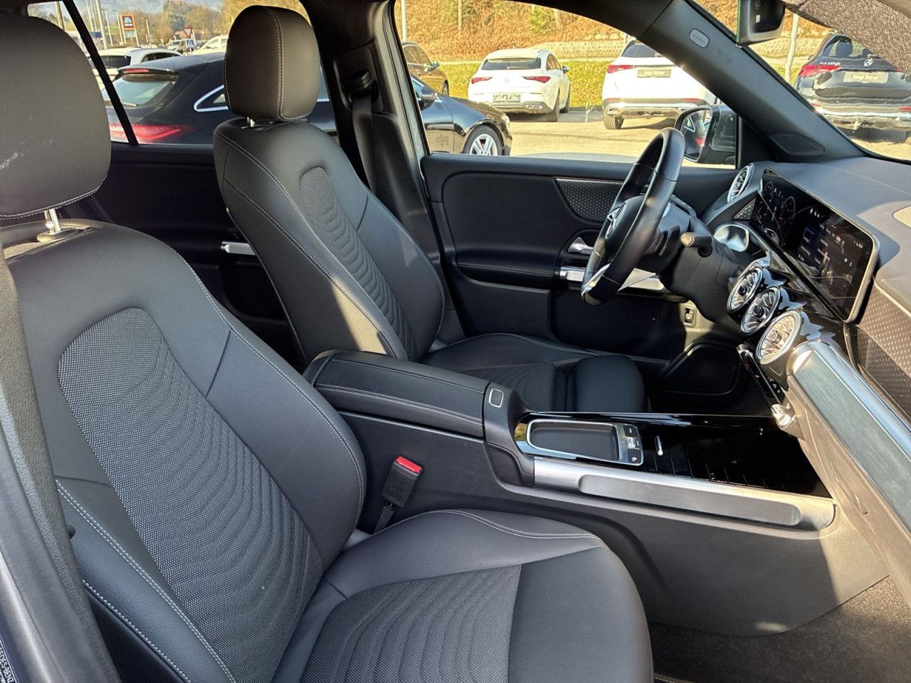 Fahrzeugbild 16 / 18