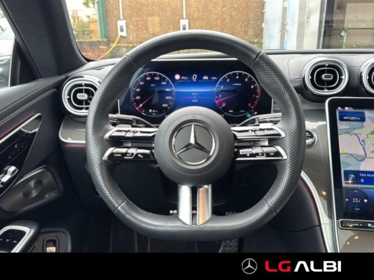 Photo du v&eacute;hicule 14 / 18