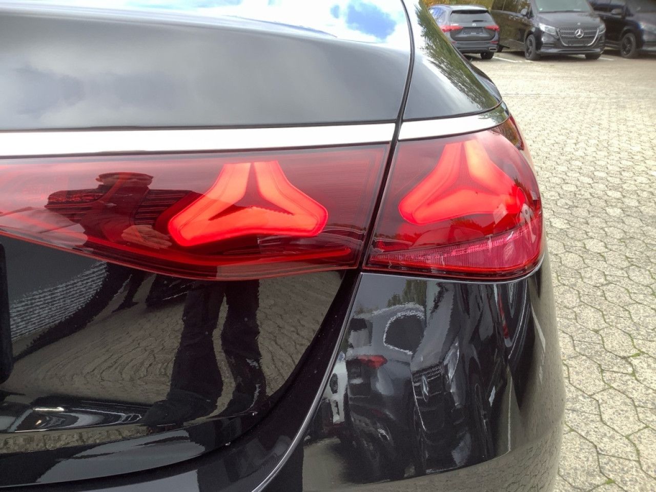 Mercedes-Benz E-Klasse – Bild 11