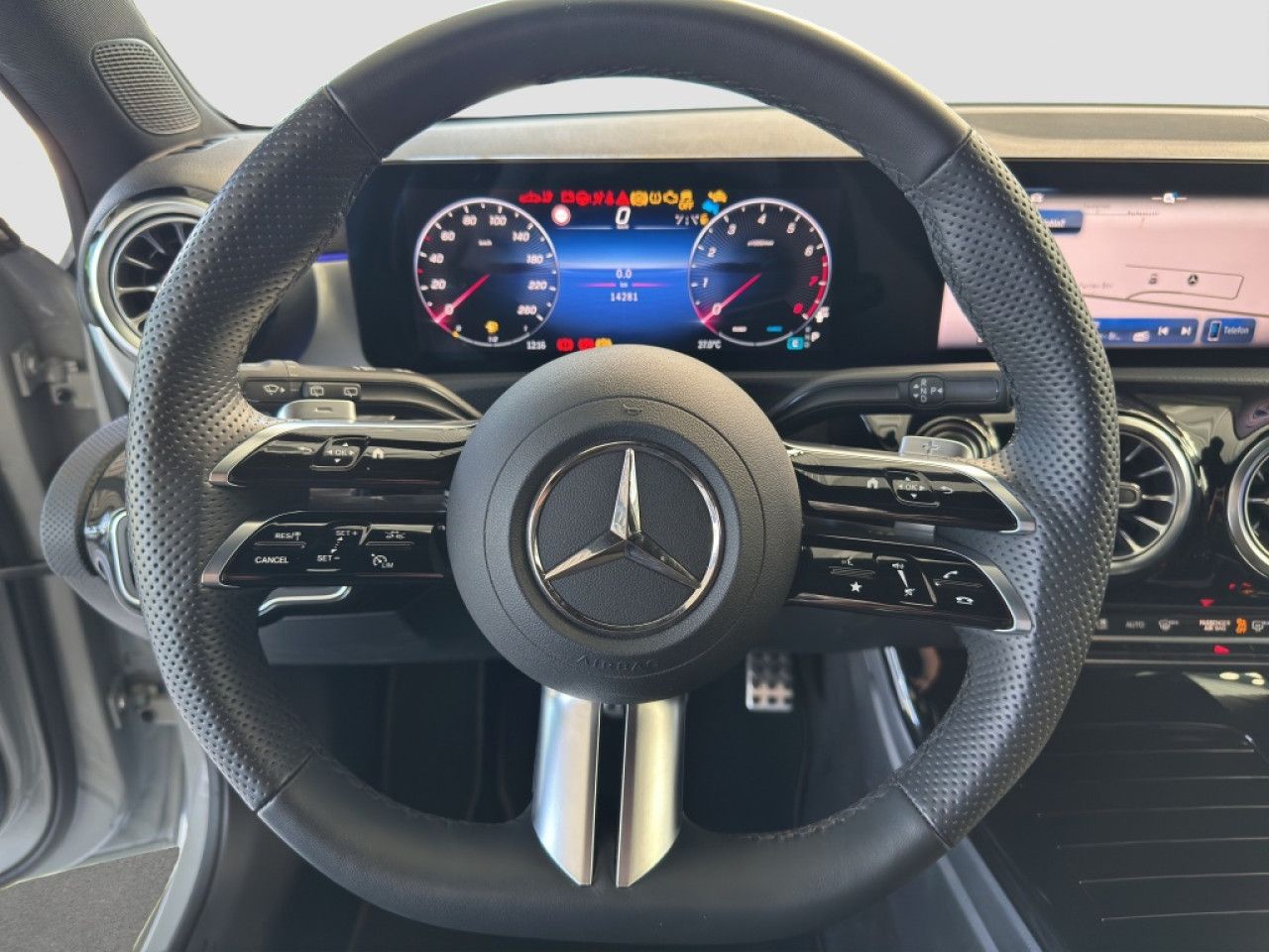 Mercedes-Benz A-Klasse – Bild 8