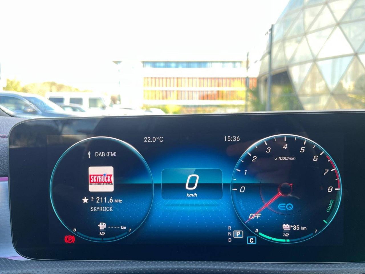 Photo du v&eacute;hicule 15 / 18