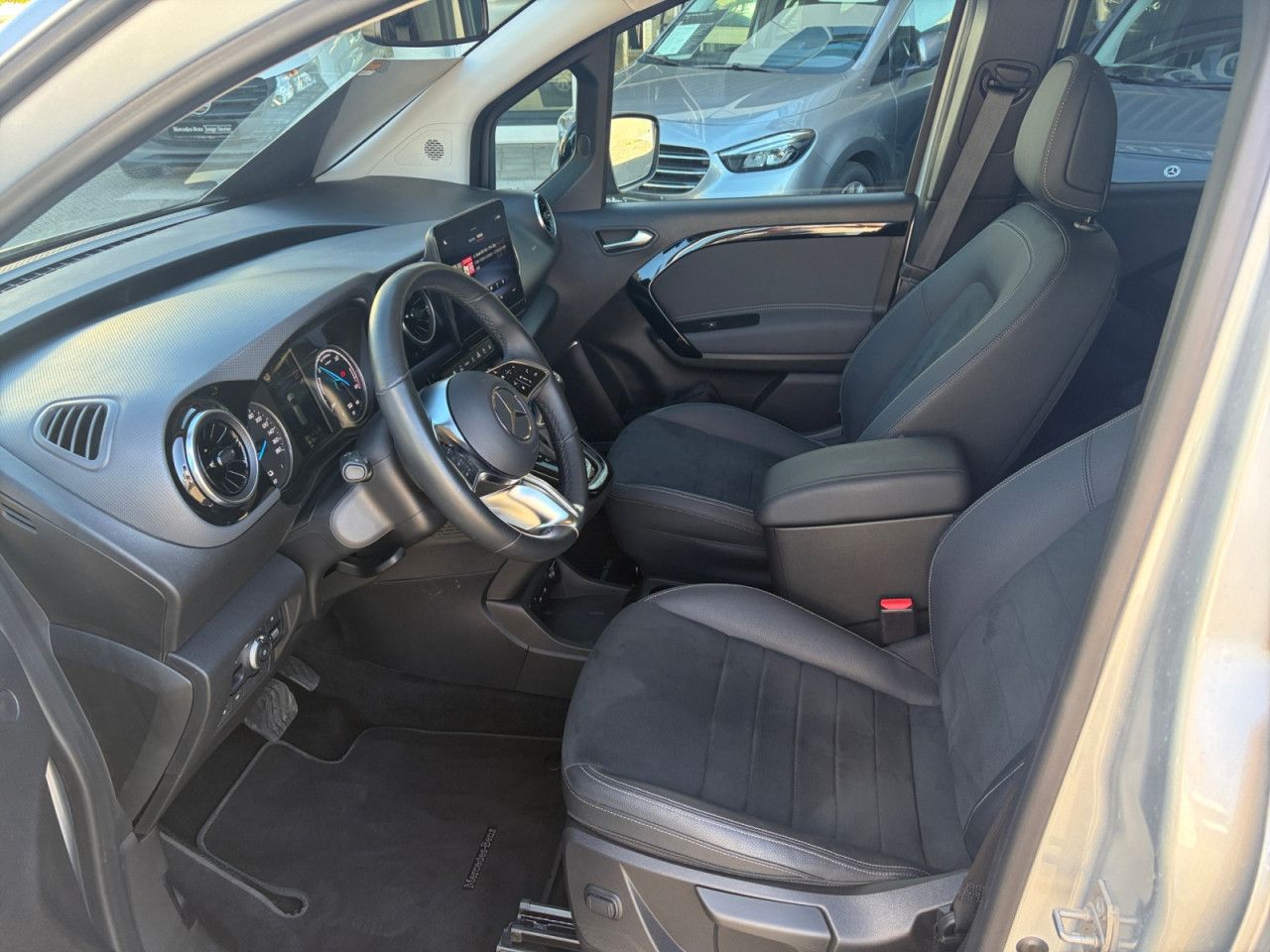Mercedes-Benz EQT – Bild 8