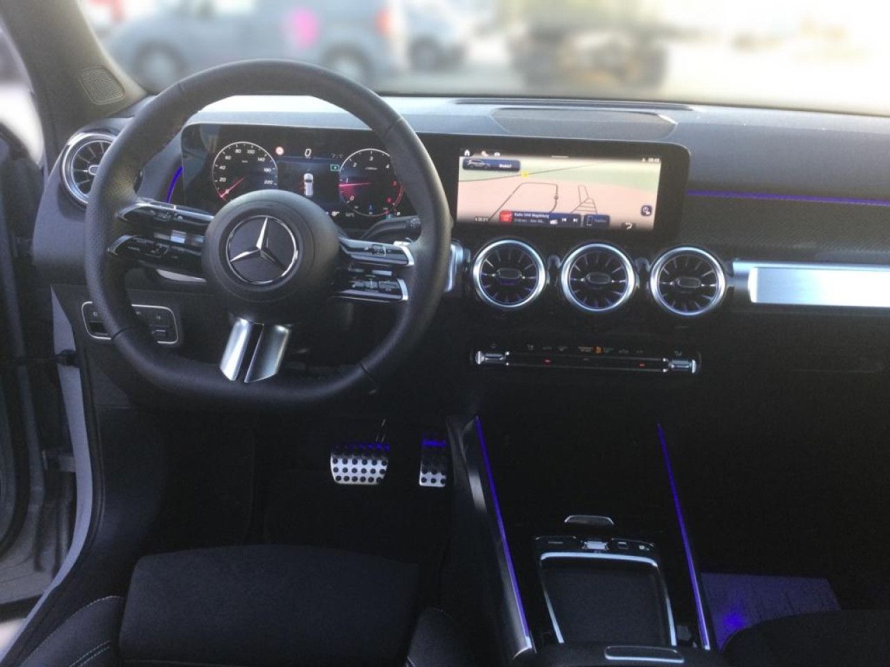 Mercedes-Benz GLB – Bild 12