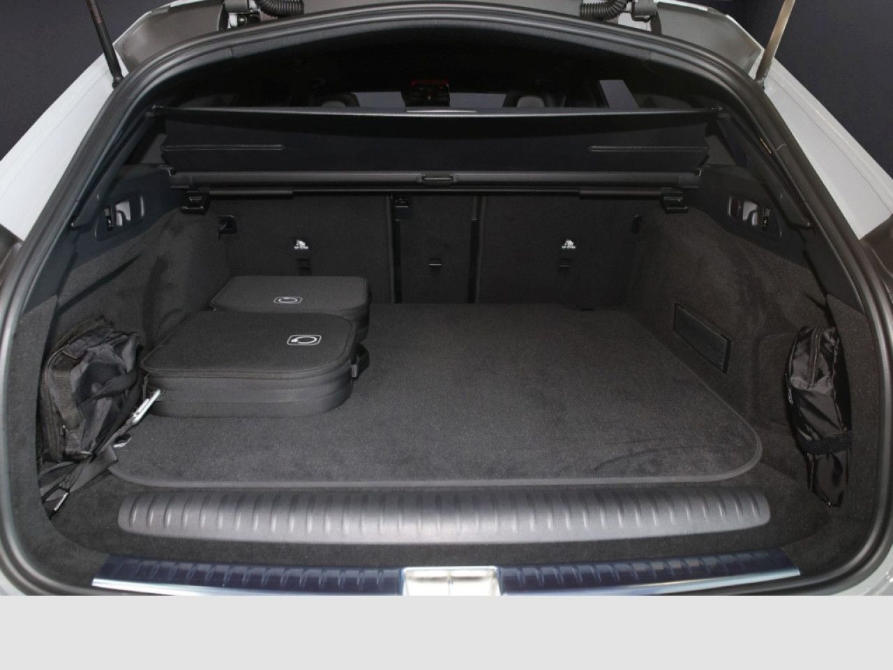 Mercedes-Benz E-Klasse – Bild 15