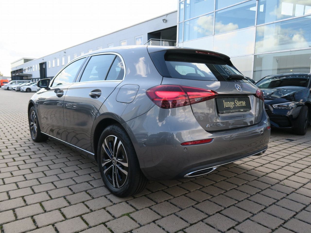 Mercedes-Benz A-Klasse – Bild 13