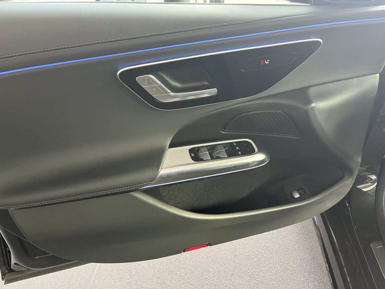 Mercedes-Benz E-Klasse – Bild 10