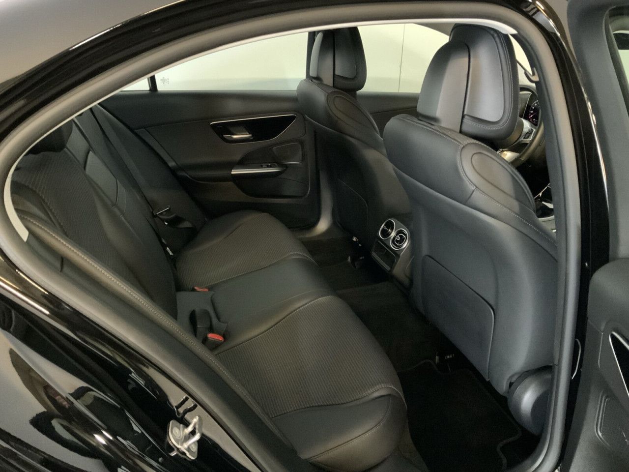 Mercedes-Benz C-Klasse – Bild 15