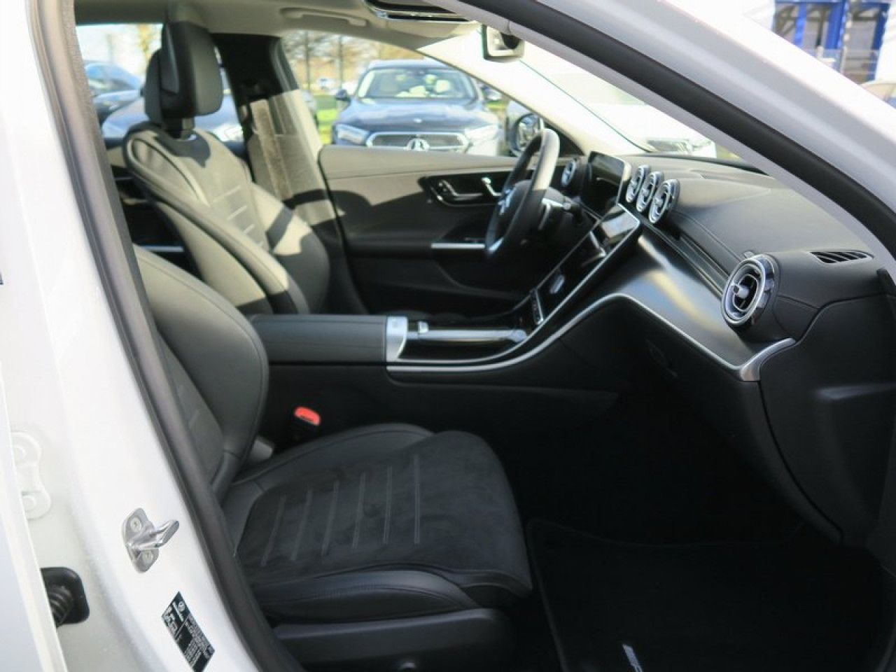Mercedes-Benz C-Klasse – Bild 8