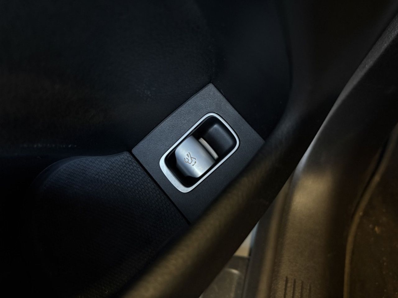 Photo du v&eacute;hicule 16 / 18