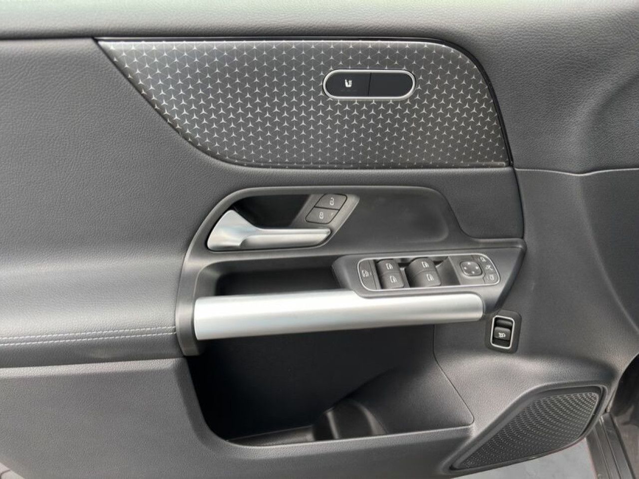 Fahrzeugbild 17 / 30