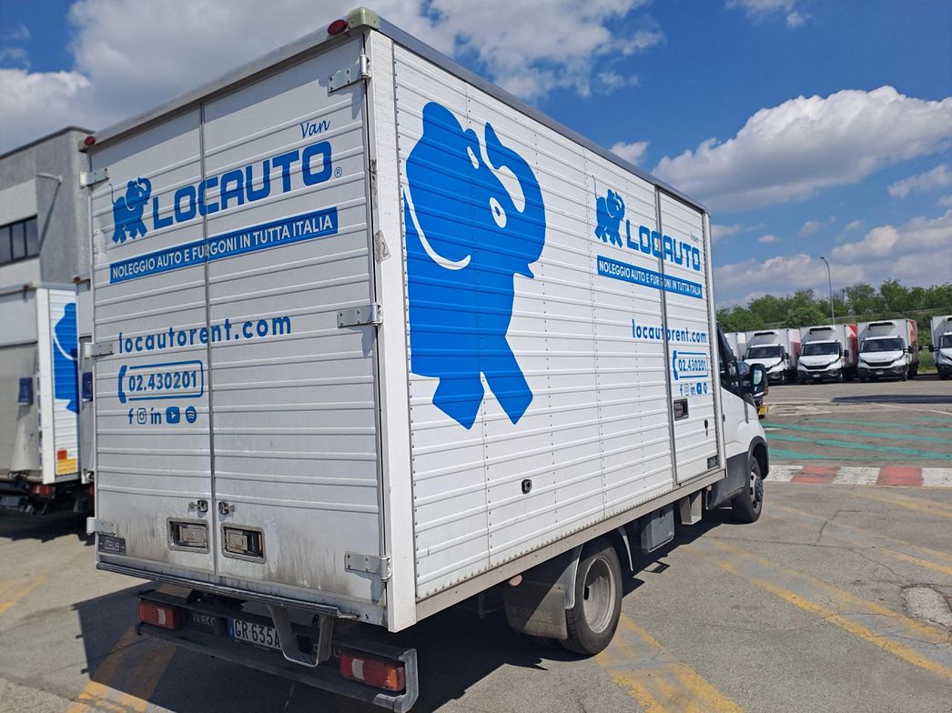 IVECO | DAILY 35C14H BOX