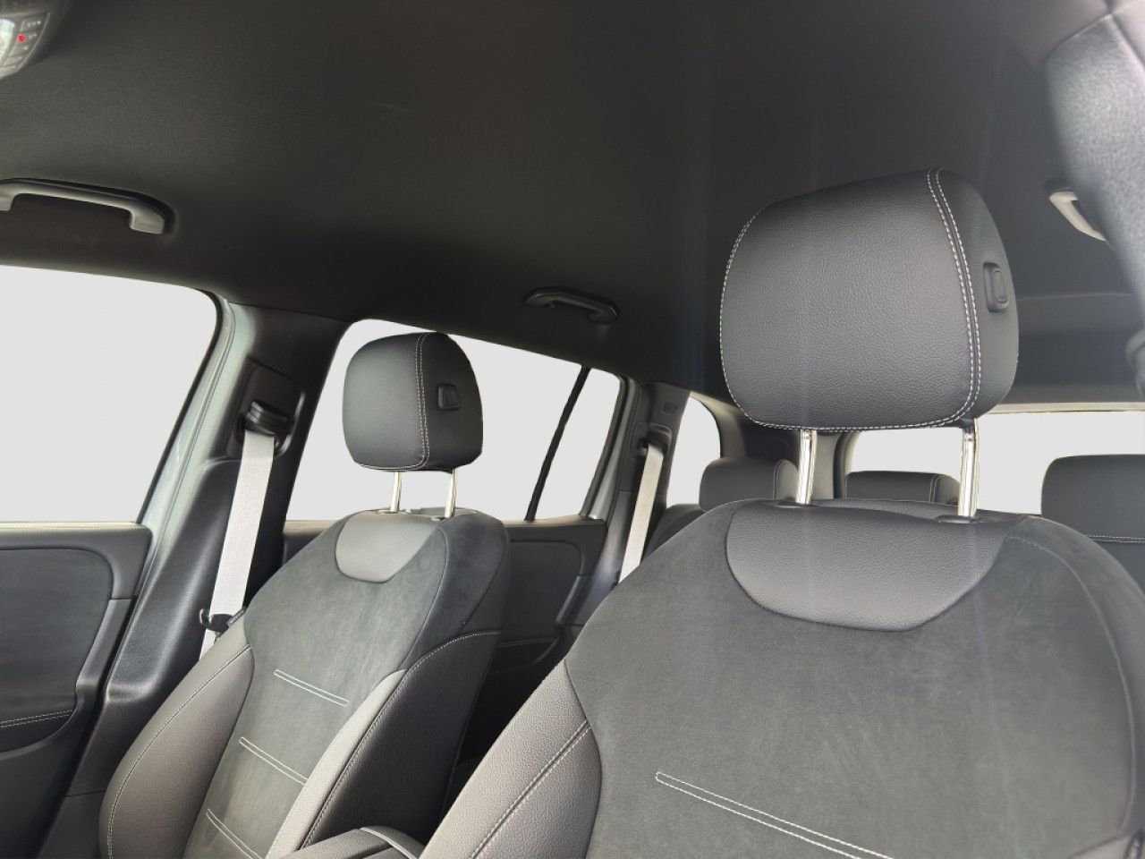 Mercedes-Benz GLB – Bild 15