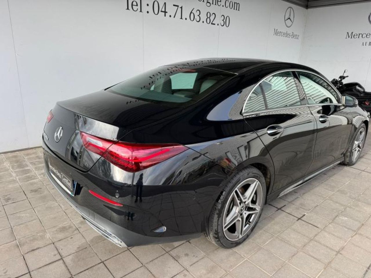 Photo du v&eacute;hicule 9 / 18