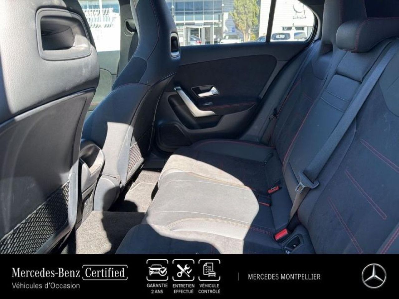 Photo du v&eacute;hicule 14 / 18