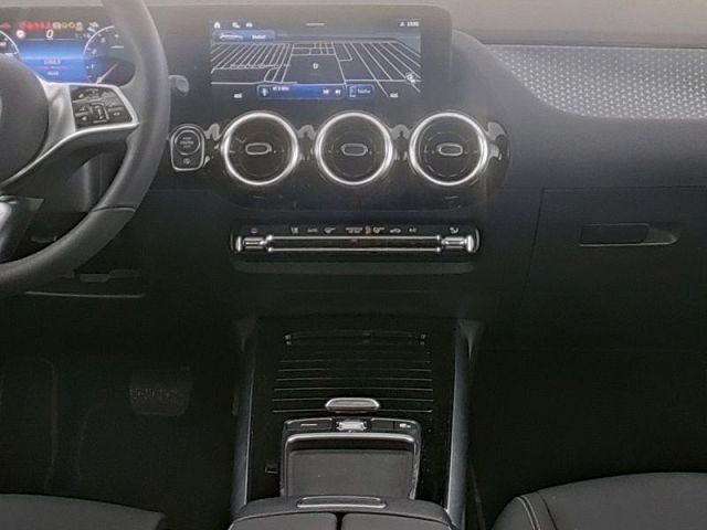 Last viewed vehicle image 4