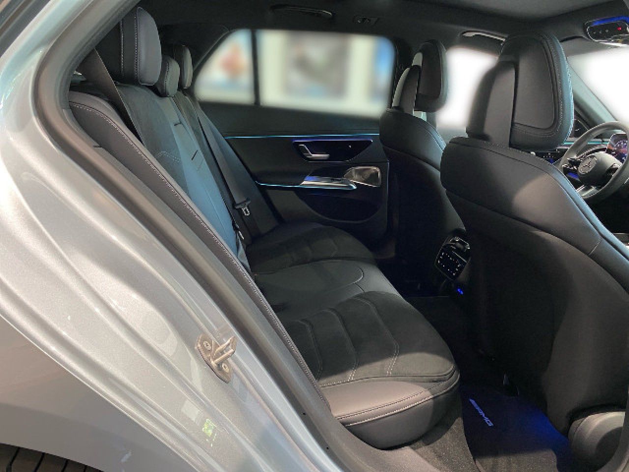 Mercedes-Benz E-Klasse – Bild 10