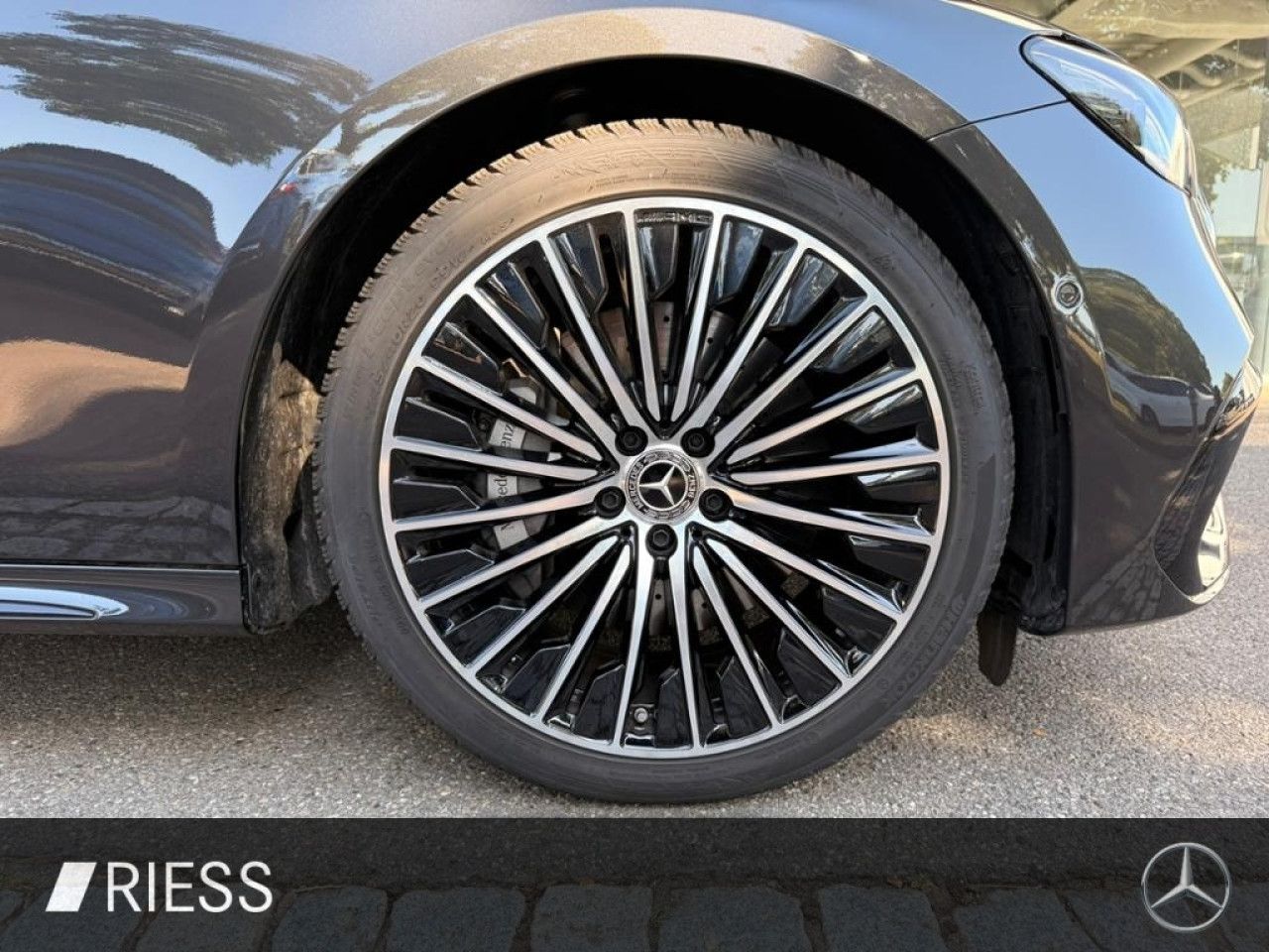 Mercedes-Benz E-Klasse – Bild 8