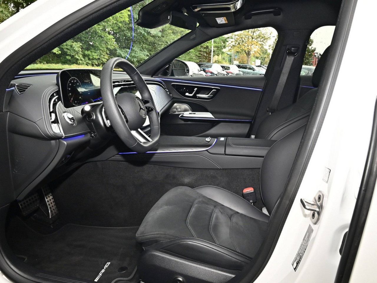 Mercedes-Benz E-Klasse – Bild 12