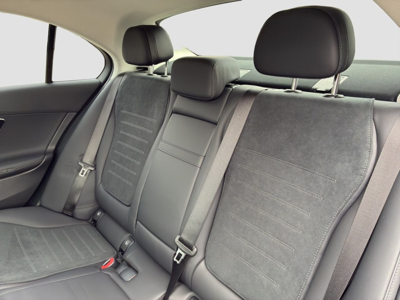 Mercedes-Benz C-Klasse – Bild 12